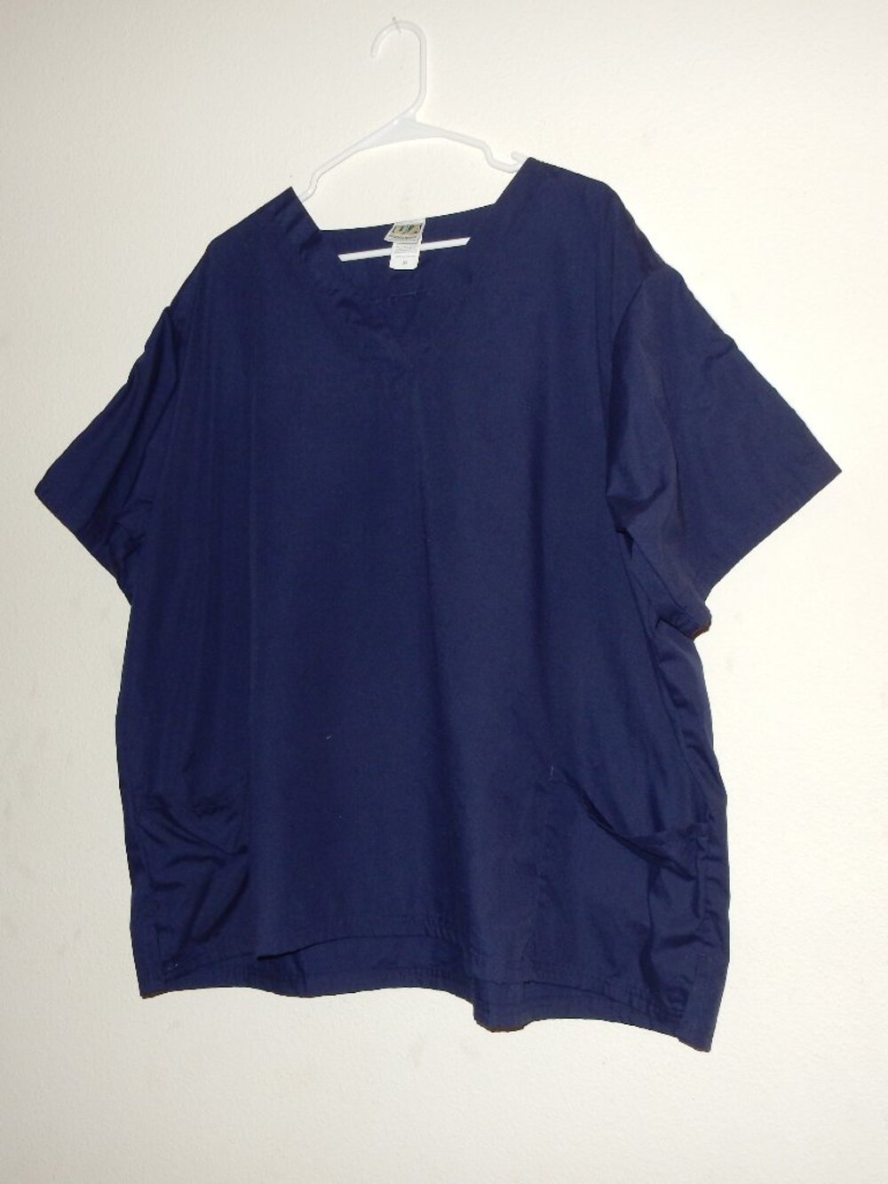 UA scrub top uniform advantage 3XL mens navy blue striped shoulders medical EUC!